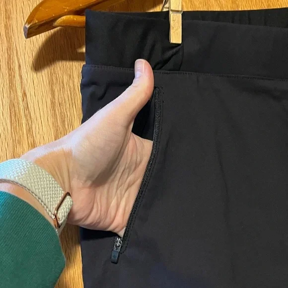 Eddie Bauer Black Joggers - Picture 3 of 11